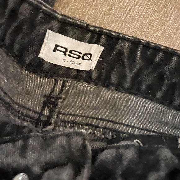 ** RSQ ** Faded Black hole 90's Jeans, Girl's Size 10 / Large - Picture 2 of 3